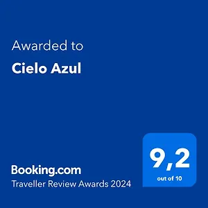 Cielo Azul , La Tejita España